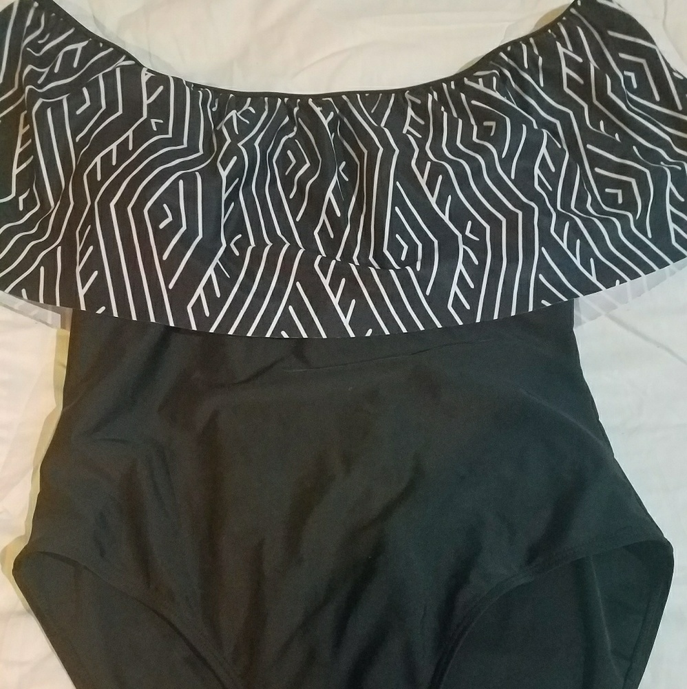Cupshe off shoulder one piece